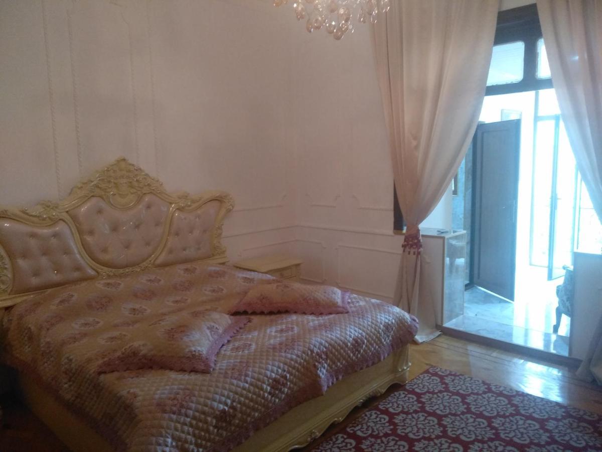 Hotel Royal Κουτάισι Εξωτερικό φωτογραφία