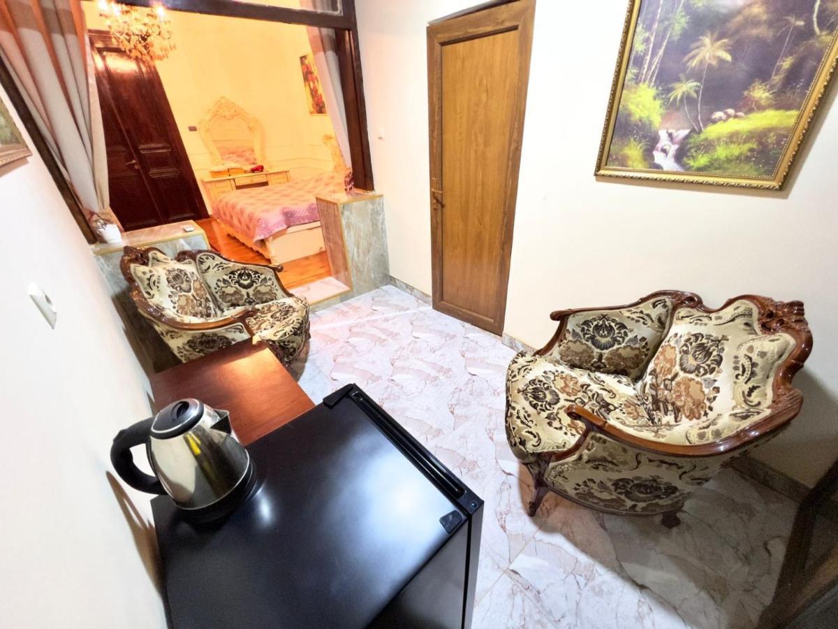 Hotel Royal Κουτάισι Εξωτερικό φωτογραφία