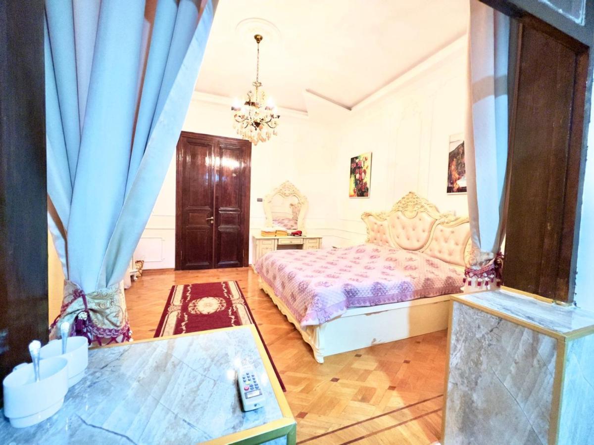 Hotel Royal Κουτάισι Εξωτερικό φωτογραφία