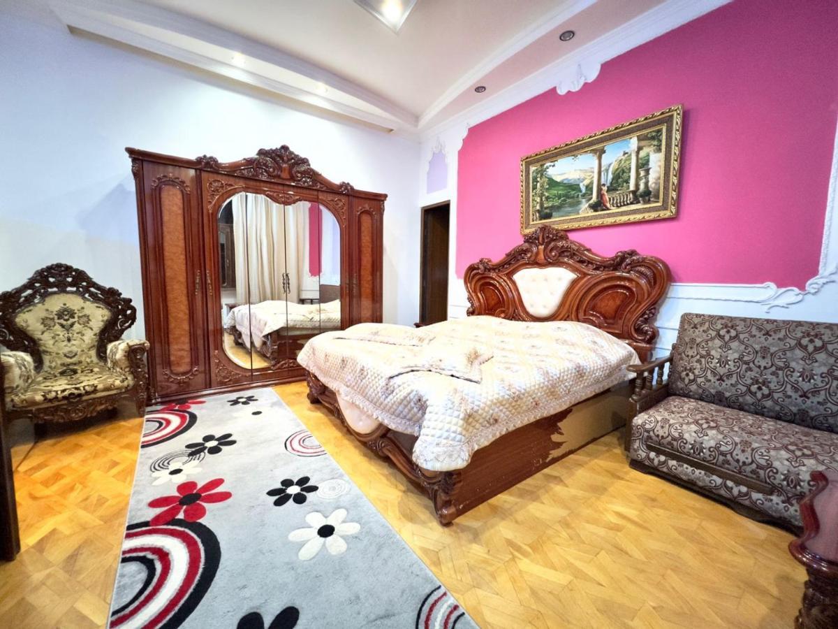 Hotel Royal Κουτάισι Εξωτερικό φωτογραφία