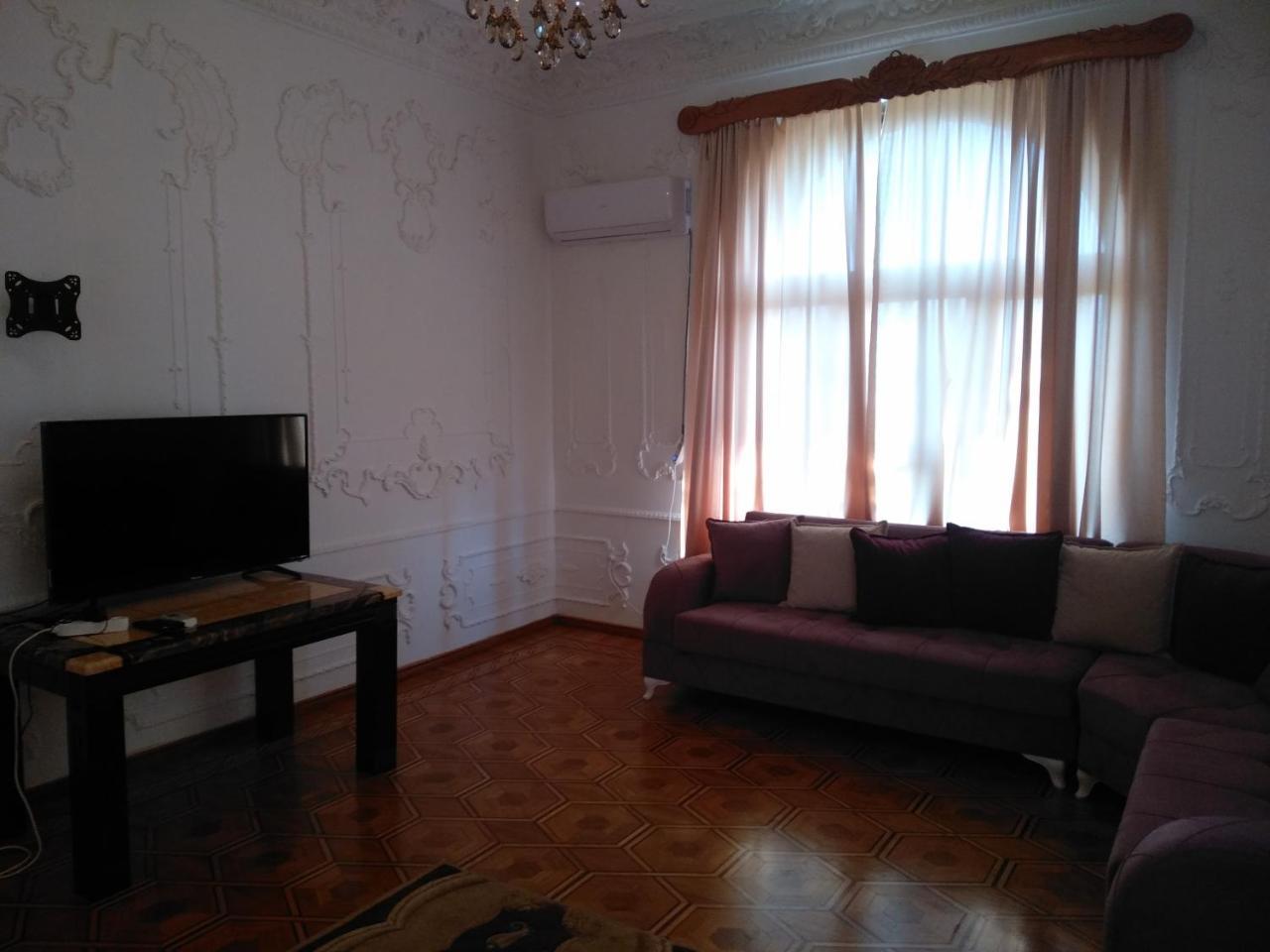 Hotel Royal Κουτάισι Εξωτερικό φωτογραφία