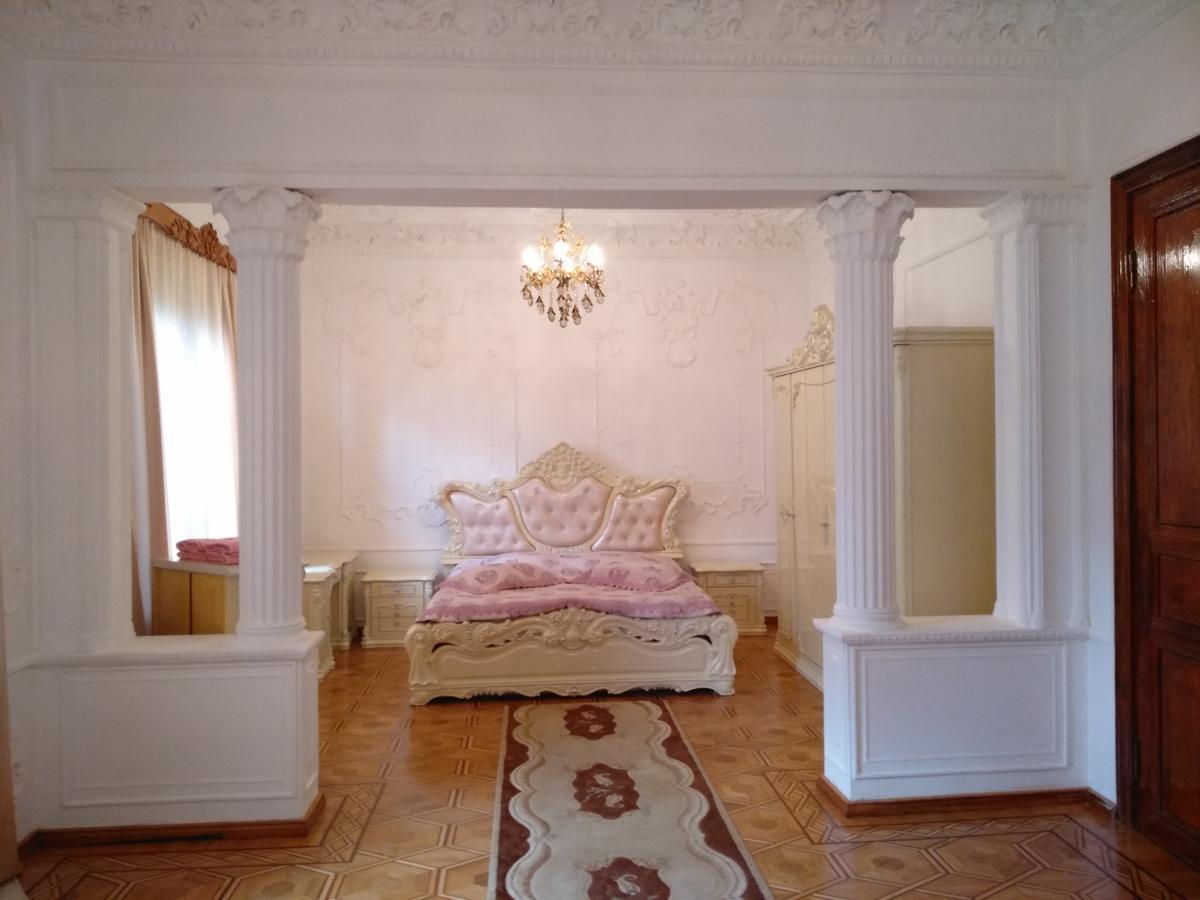 Hotel Royal Κουτάισι Εξωτερικό φωτογραφία