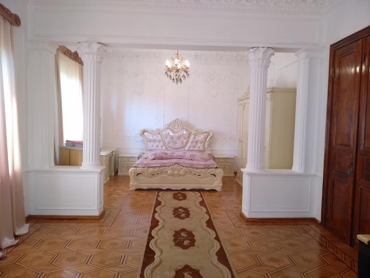 Hotel Royal Κουτάισι Εξωτερικό φωτογραφία