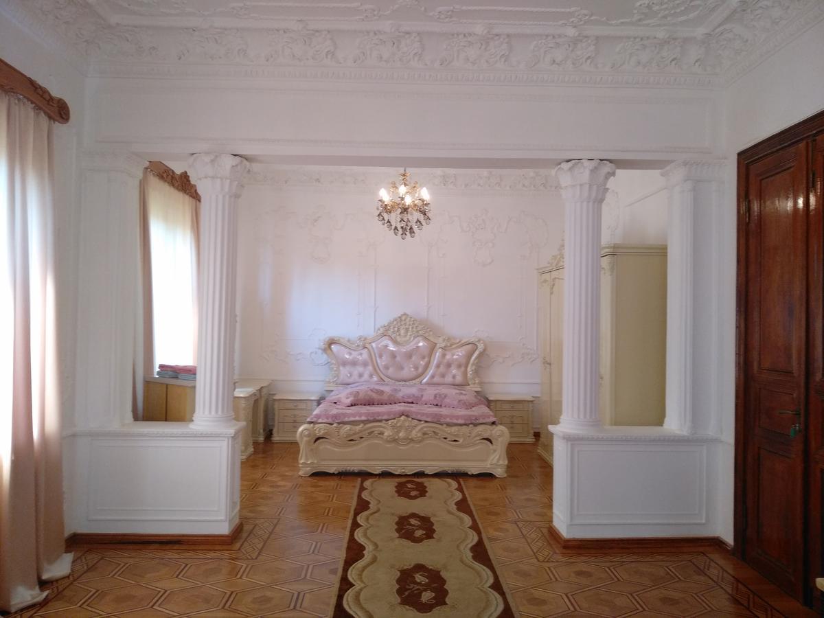 Hotel Royal Κουτάισι Εξωτερικό φωτογραφία