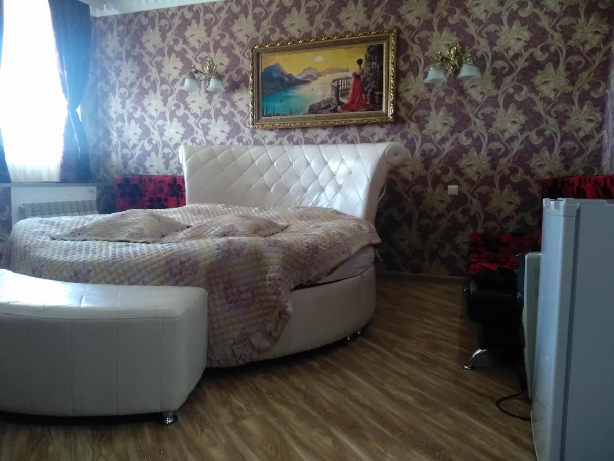 Hotel Royal Κουτάισι Εξωτερικό φωτογραφία
